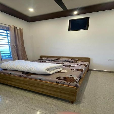 Hotel Maa Bhagwati アルモラ エクステリア 写真